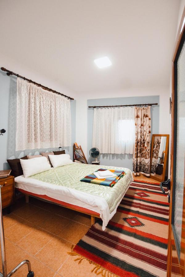 Bb Traditional Apartment Gjirokastra Kültér fotó